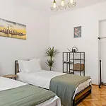 Herman Park View Cozy 2