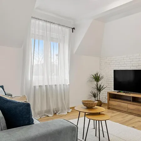 Herman Park View Cozy 2 *