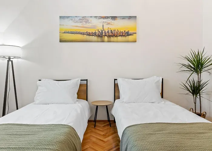 Herman Park View Cozy 2 *